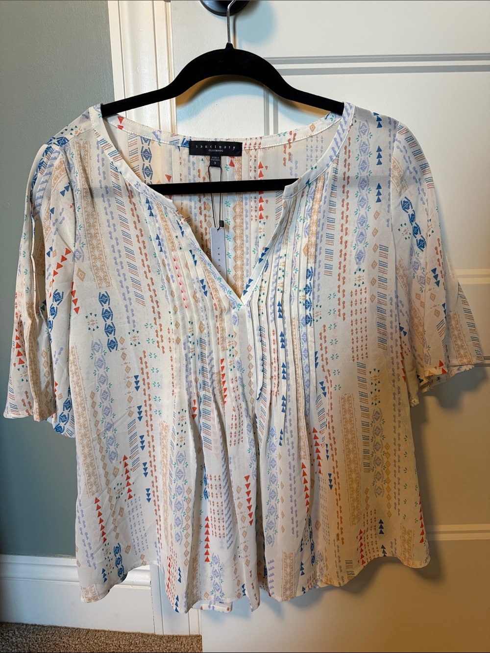 Sanctuary Cream Boho Pintuck Blouse with Blue & Coral Accents